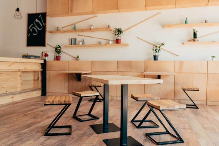 Comment choisir et décorer votre intérieur avec des meubles en bois